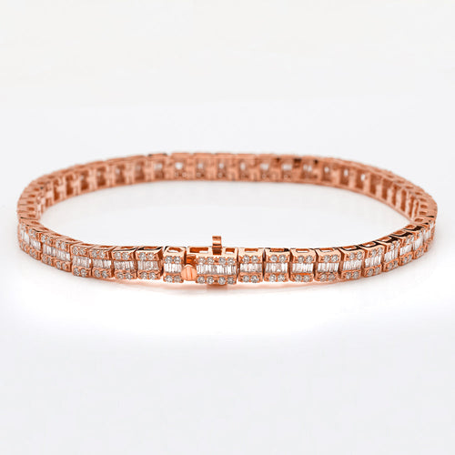 14KR 4.80CTW BAGUETTE DIAMOND SQUARE CLUSTER